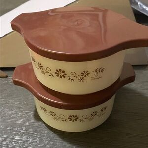 Dynaware Vintage Floral Design Bowl Set.